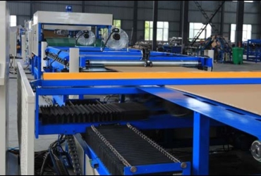 Máy cắt giấy tổ ong